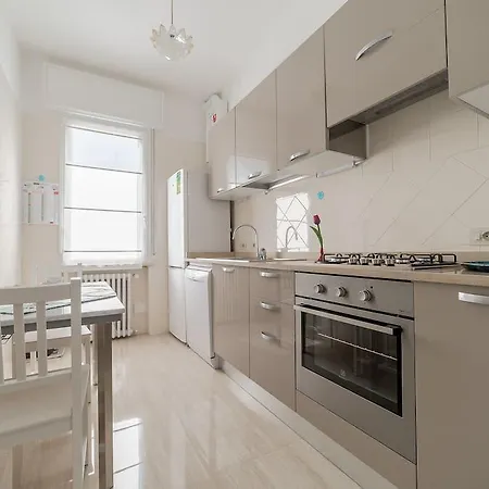 Apartment Alessandro 38 *